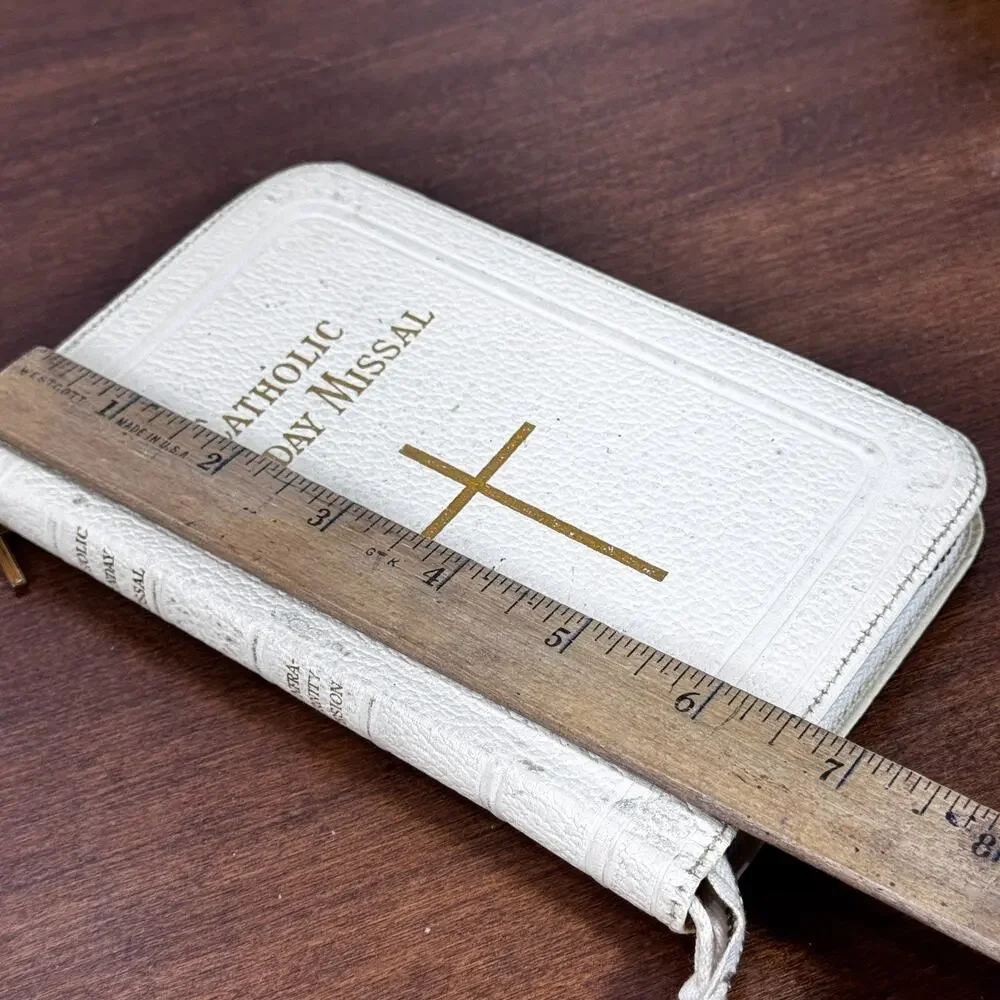 Vintage The Catholic Sunday Missal and Simplified Prayerbook 1956 Zipper Case